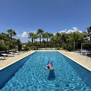  Vakantieboerderij Masseria Boscorotondo